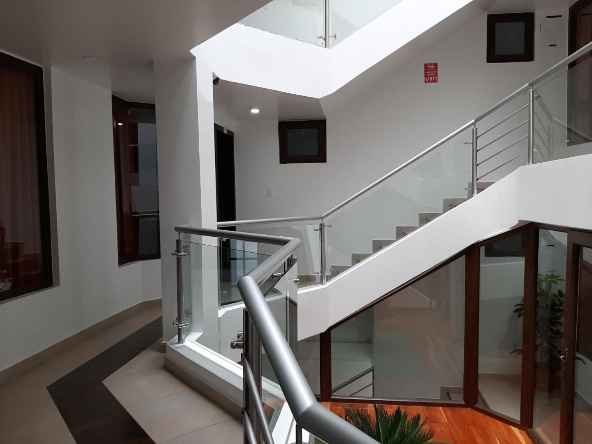 Hostal Paukar โอตาวาโล ภายนอก รูปภาพ