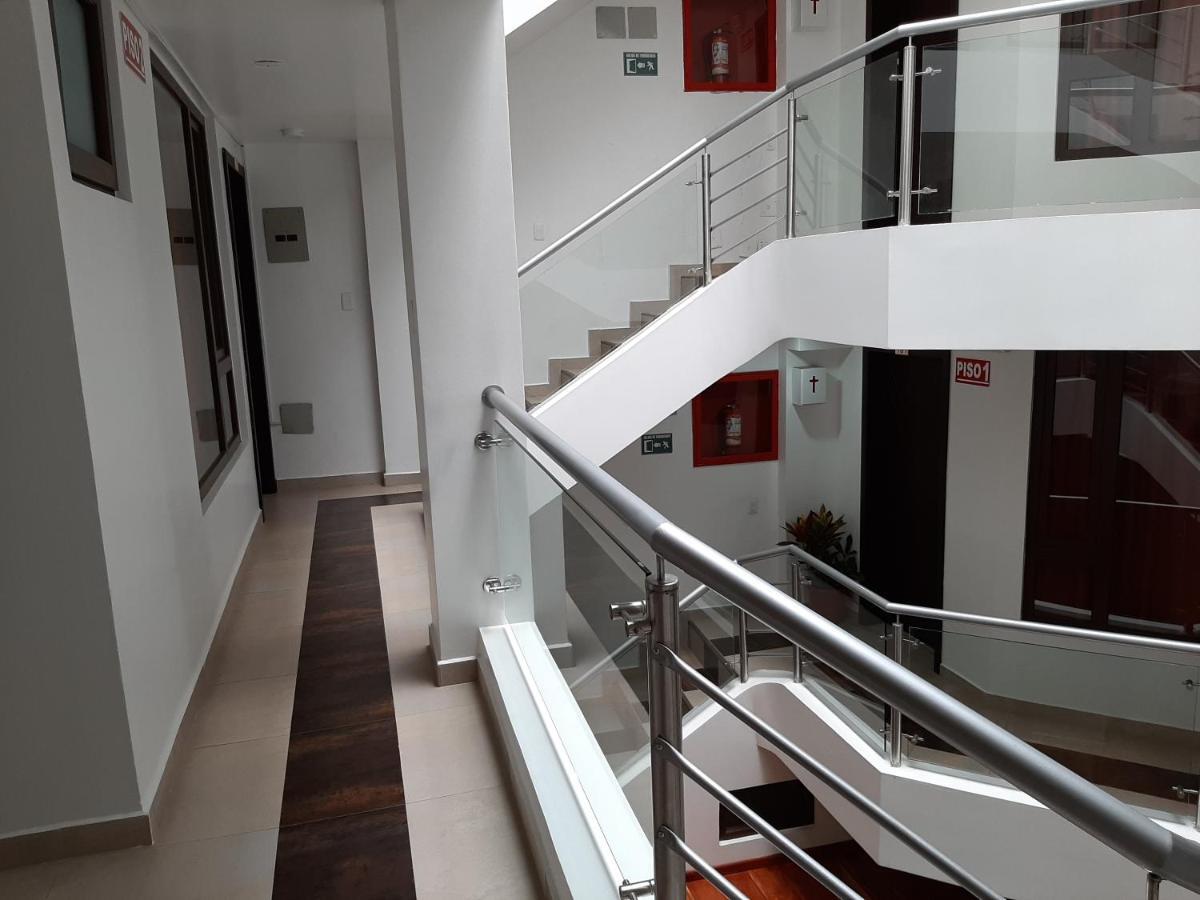 Hostal Paukar โอตาวาโล ภายนอก รูปภาพ